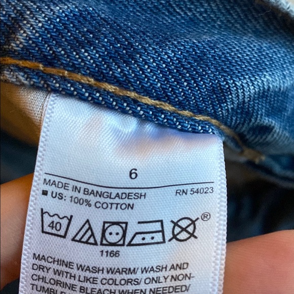 denim shorts - Picture 3 of 3